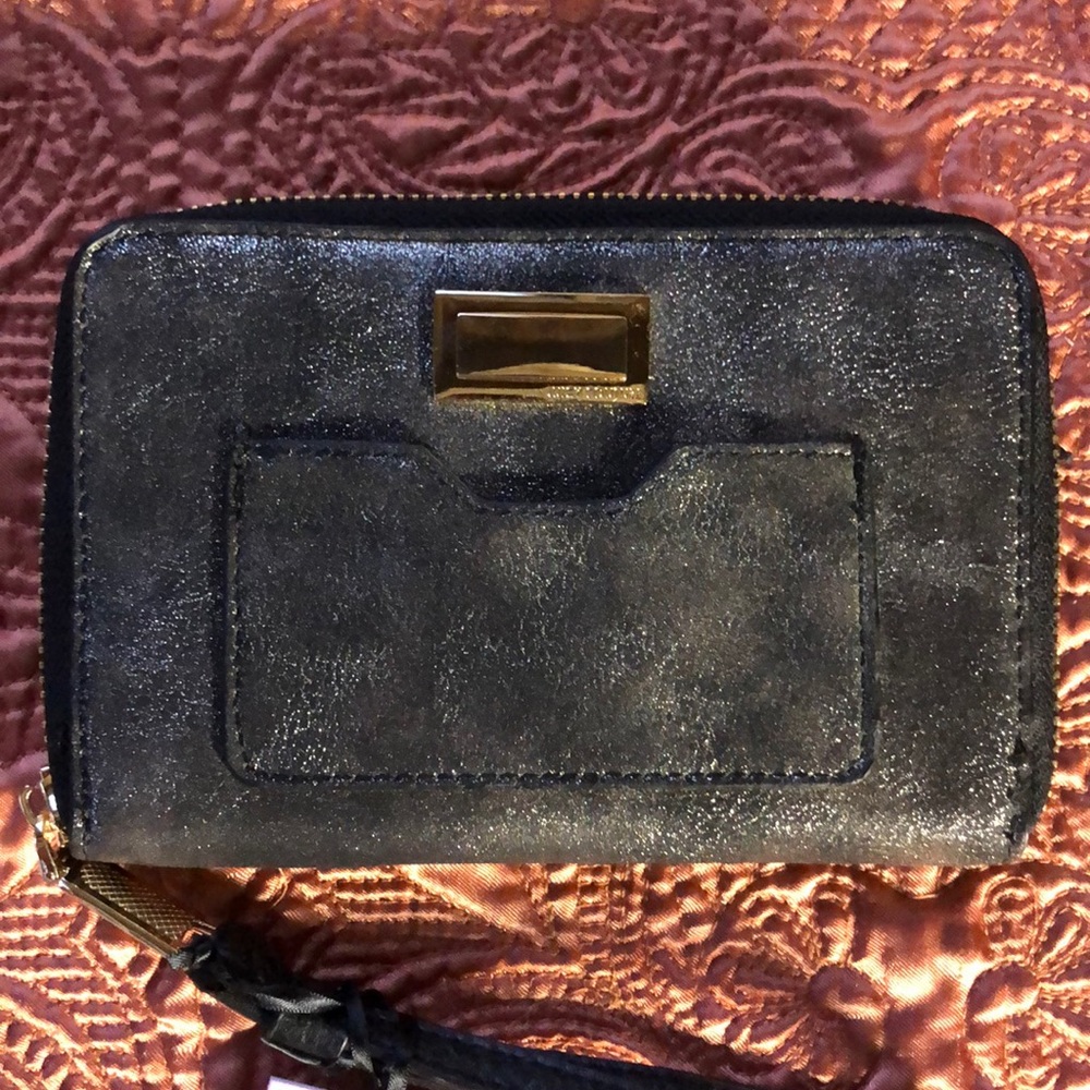 Juicy Couture Wristlet Black Gold Metal